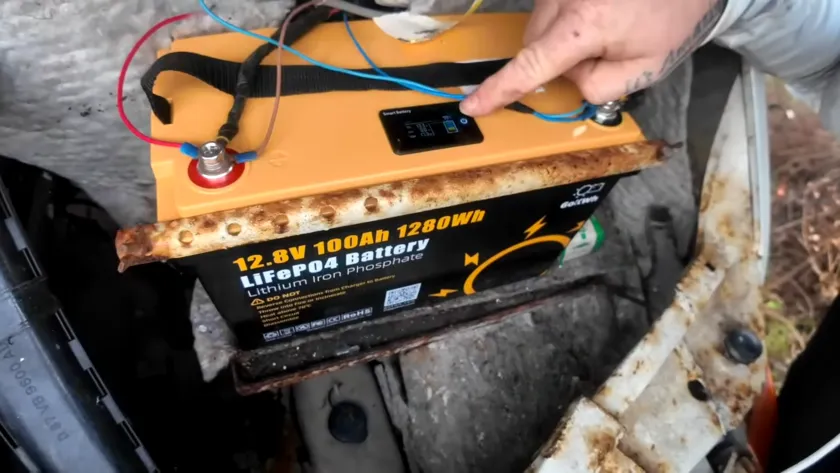 How Neil Upgraded his 90's Motorhome with GoKWh LiFePO4 Battery